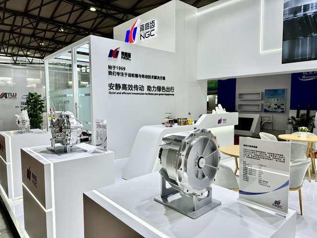 南高齿首度亮相第九届上海国际新能源汽车技术及供应链展览会